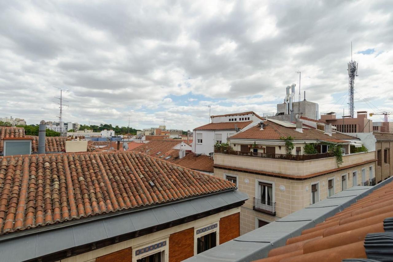 Precioso Atico Con Terraza En El Centro De Madrid Amazing Penthouse In Madrid Center Daire Dış mekan fotoğraf